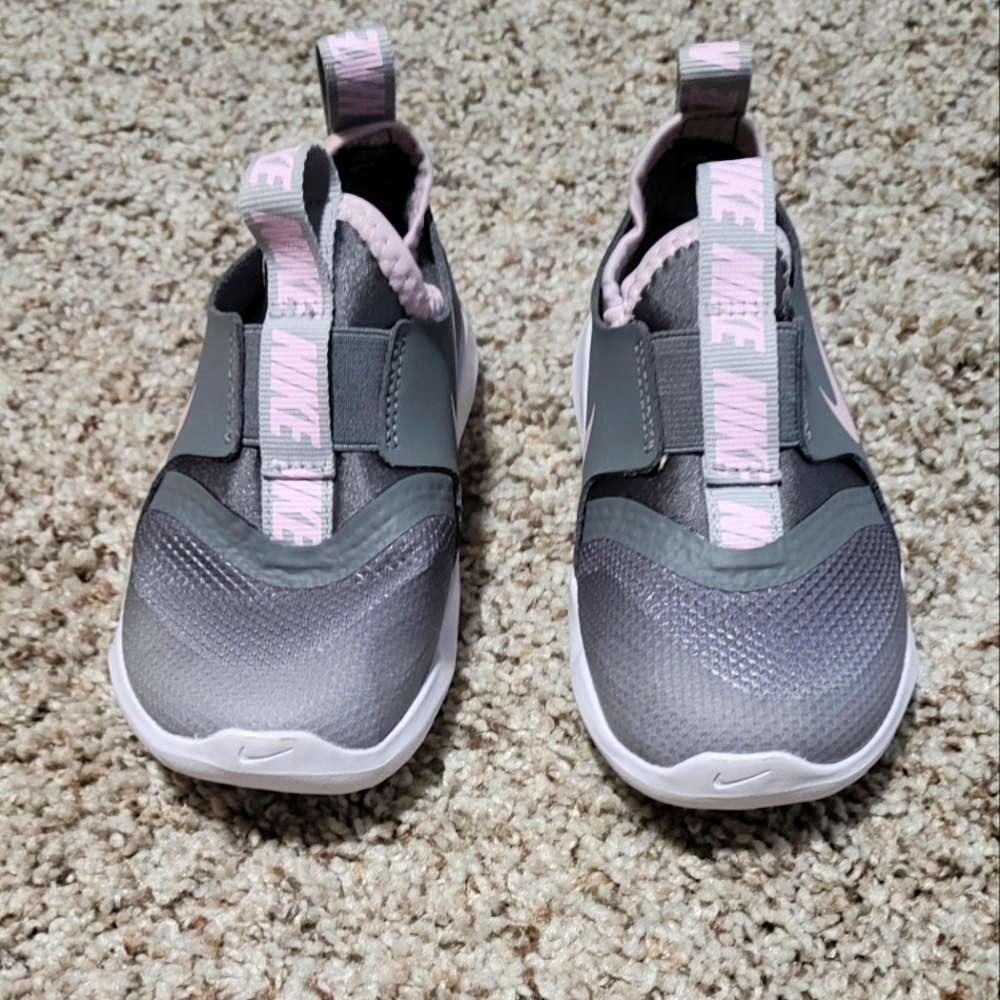 Toddler girls nikes shoes
